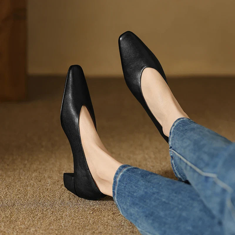 Avina Heels