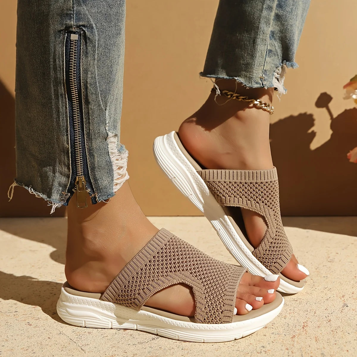 Daydream Orthopedic Knit Sandals