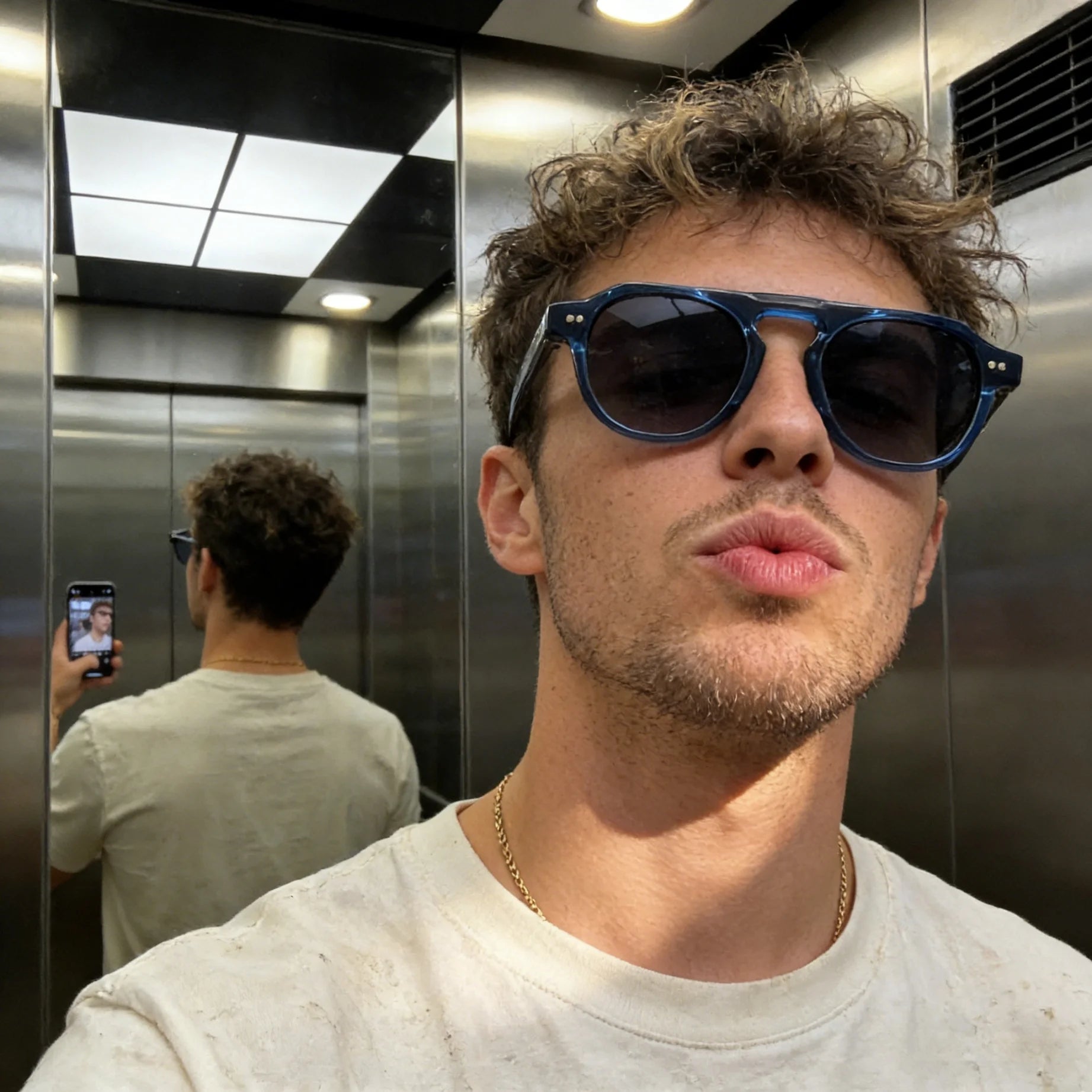 Riveso Shades