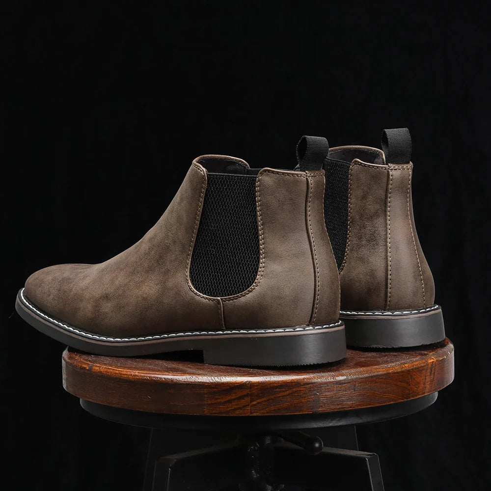 Everett Chelsea Boots