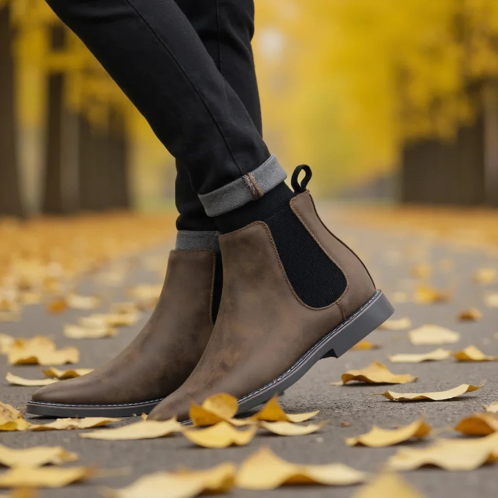 Everett Chelsea Boots