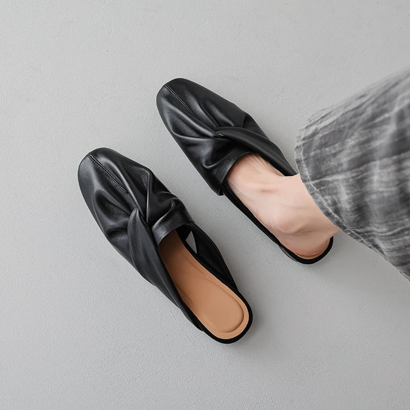 Sloane Twist Flats