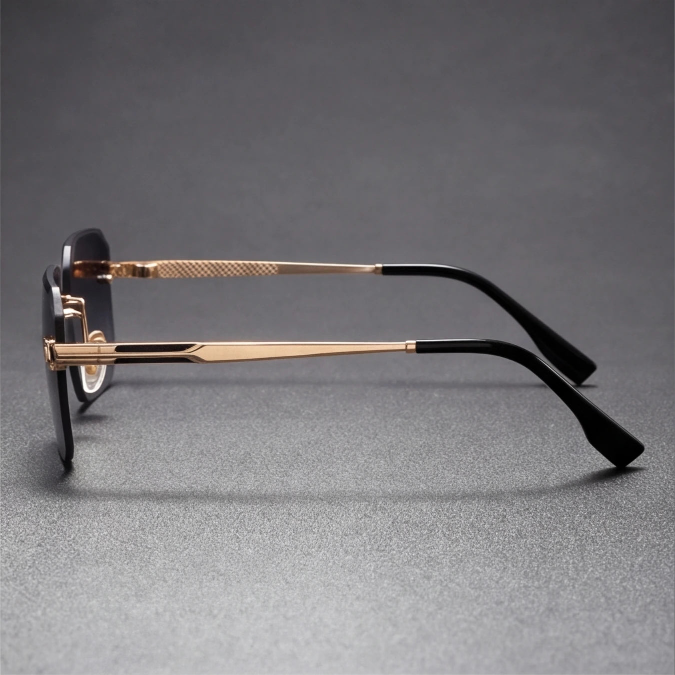 Laurentia Shades