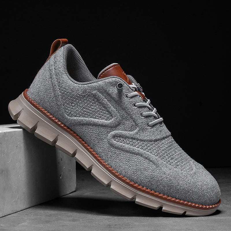 Novaro Flyknit Sneakers