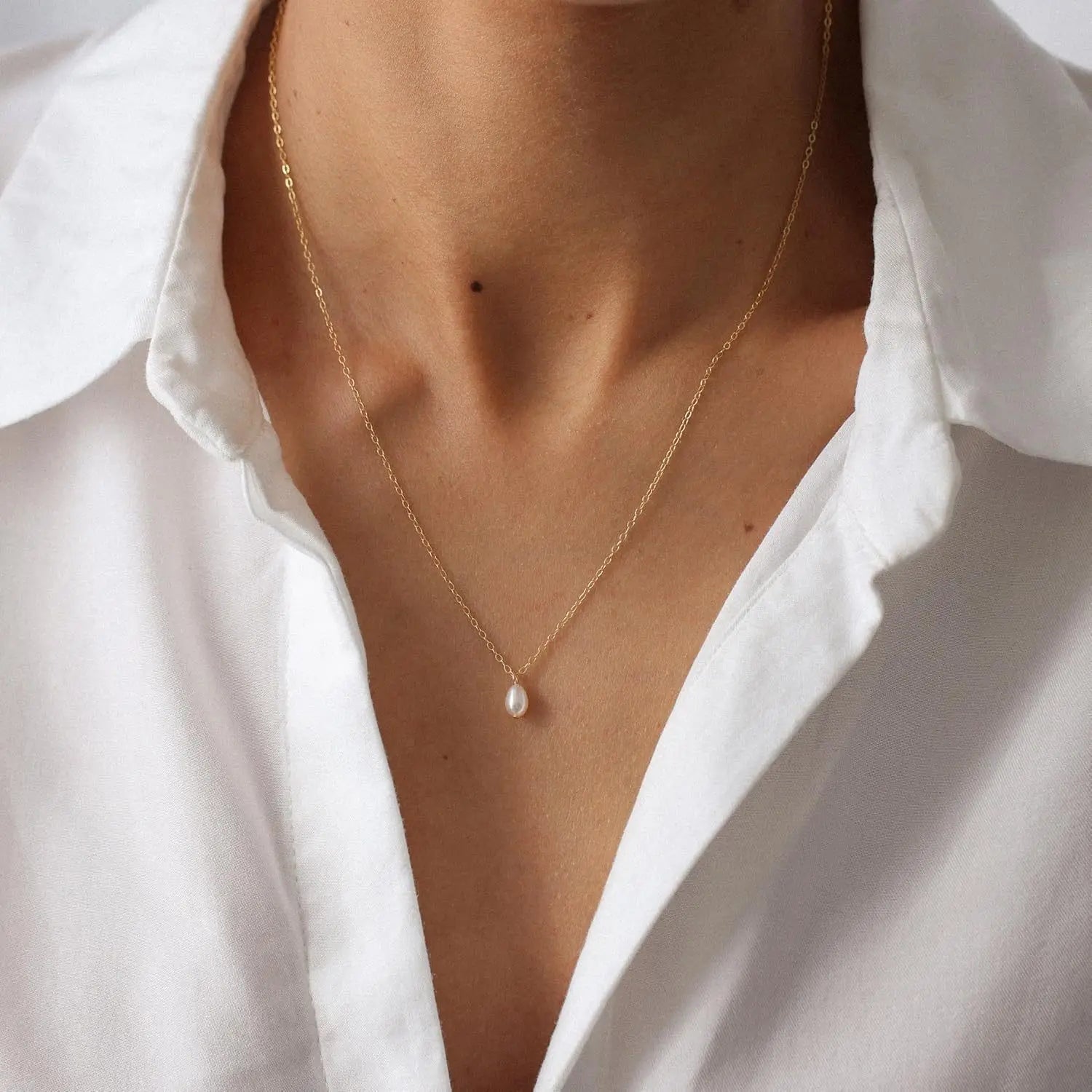 Julie Pearl Necklace