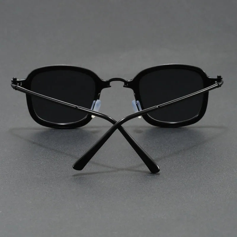 Bartos Shades