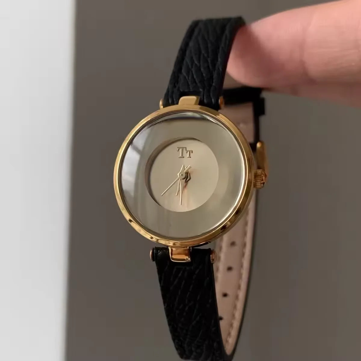 Belle Heure Wristwatch