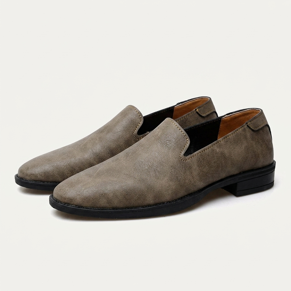 Ostuni Pointed Loafers — Khaki